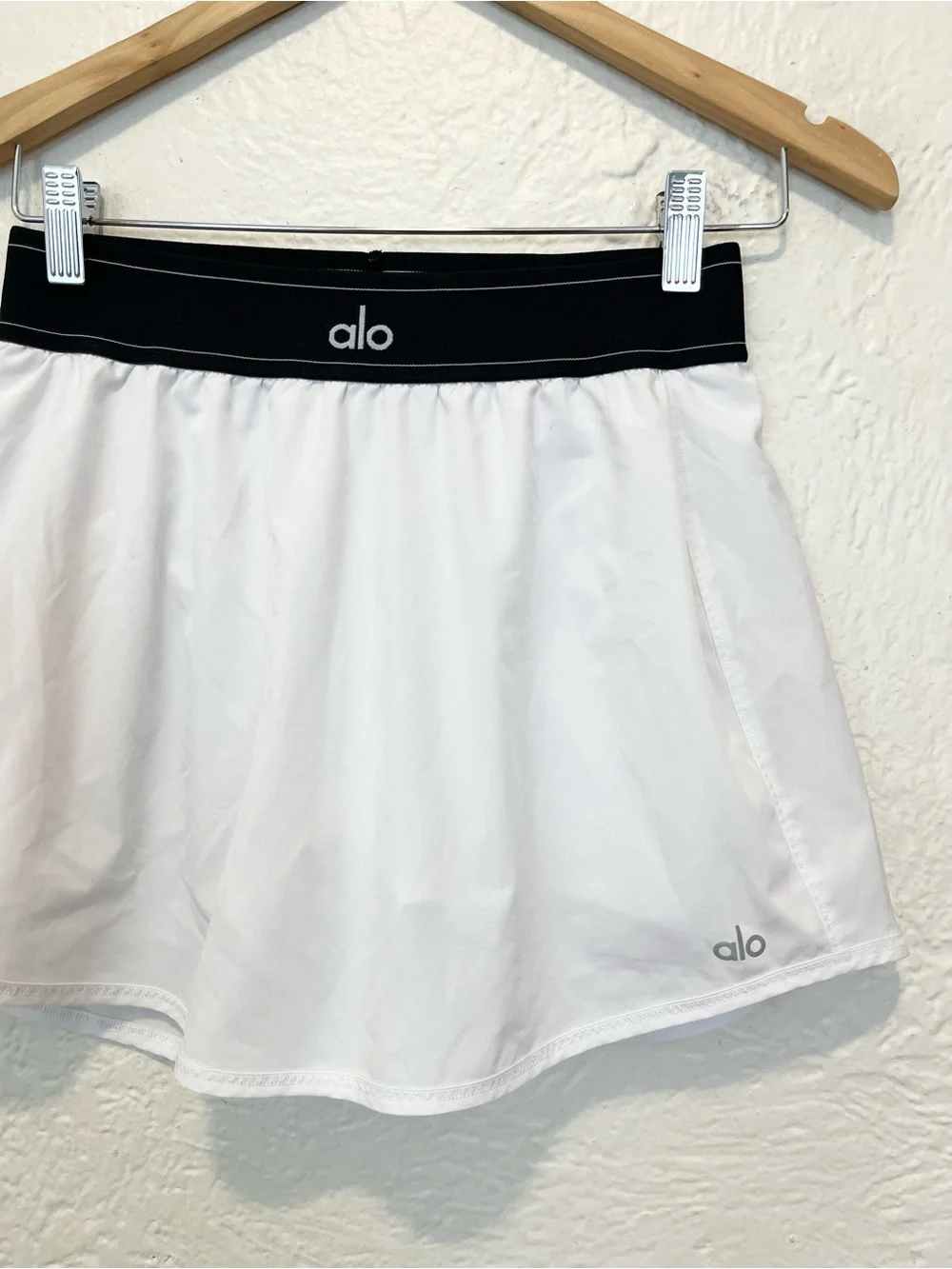 Alo Yoga Match Point Tennis Skirt Skort White Medium M